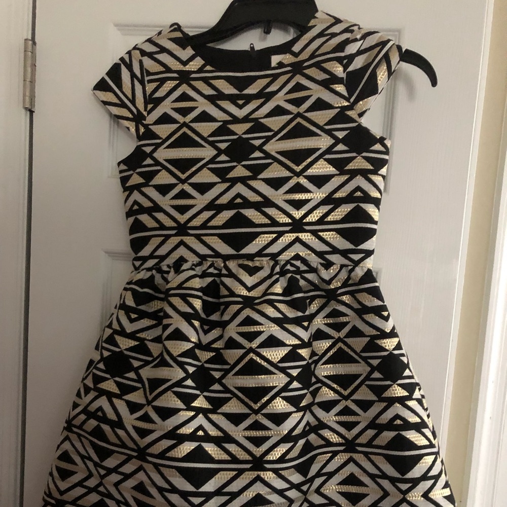 Girl’s dress